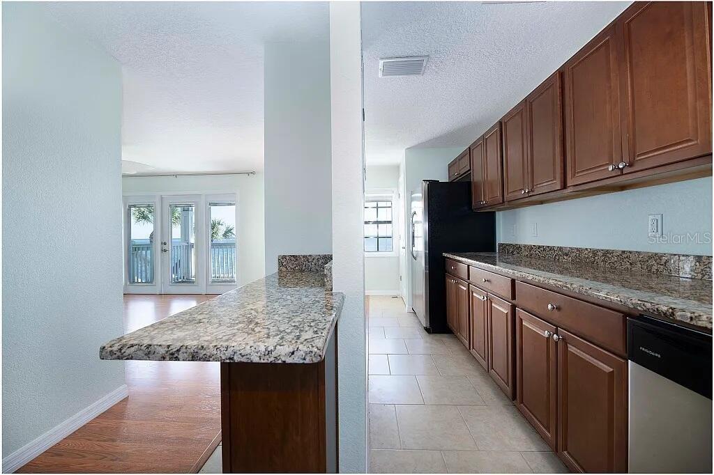 4858 COQUINA KEY DR SE #D
