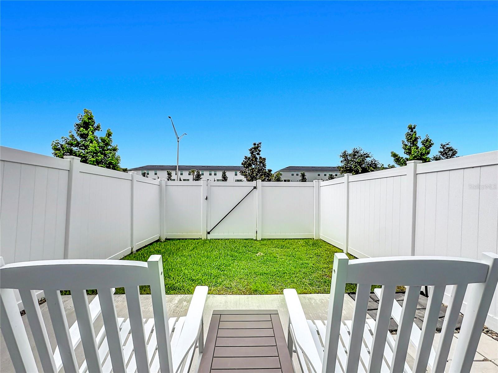 14172 CRIMSON AVE
