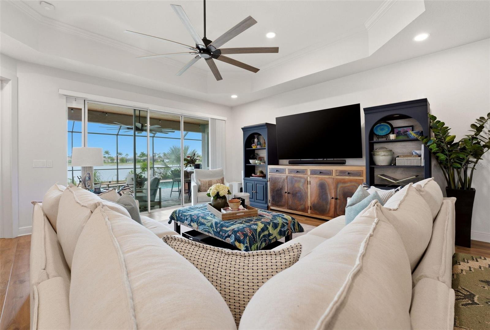 11639 TAPESTRY LN