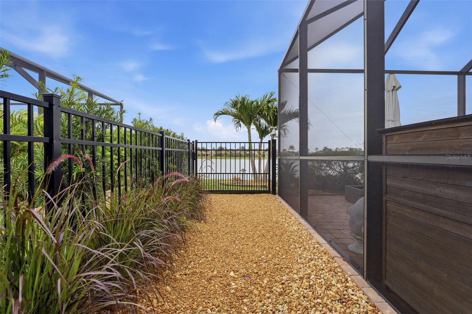 11639 TAPESTRY LN