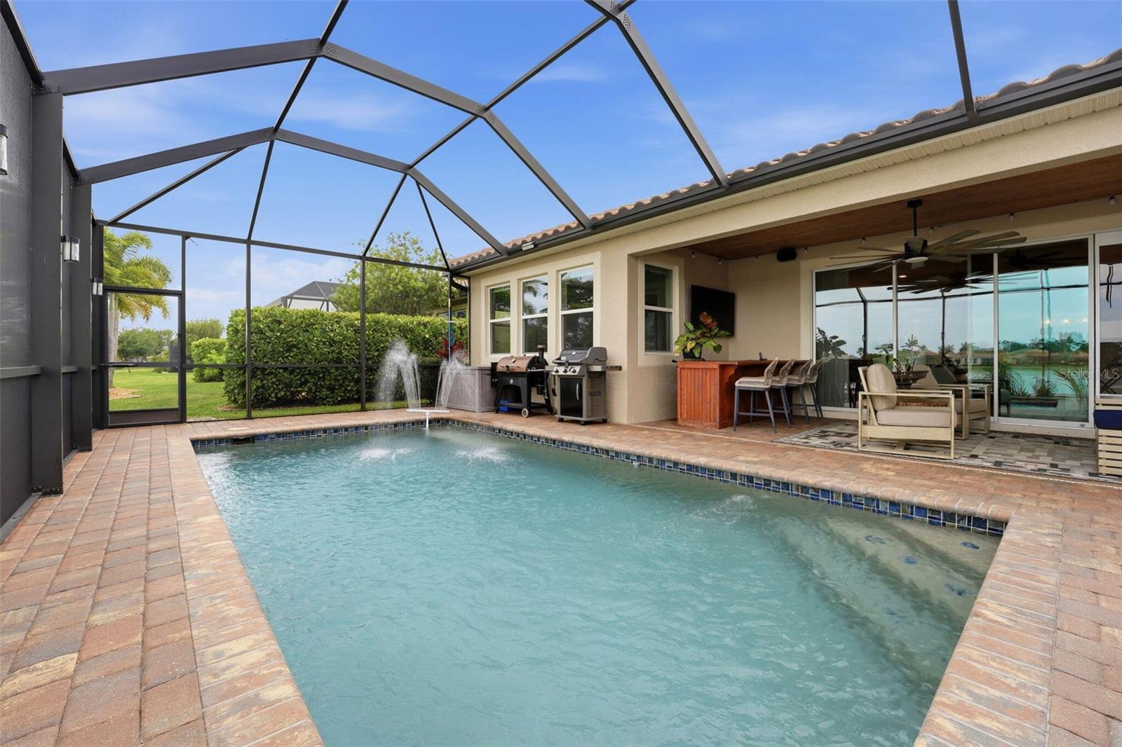 11639 TAPESTRY LN