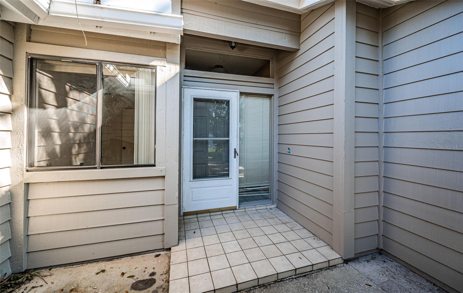 4399 BROOKER CREEK DR