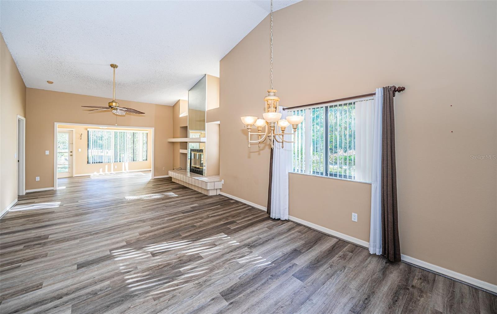 4399 BROOKER CREEK DR