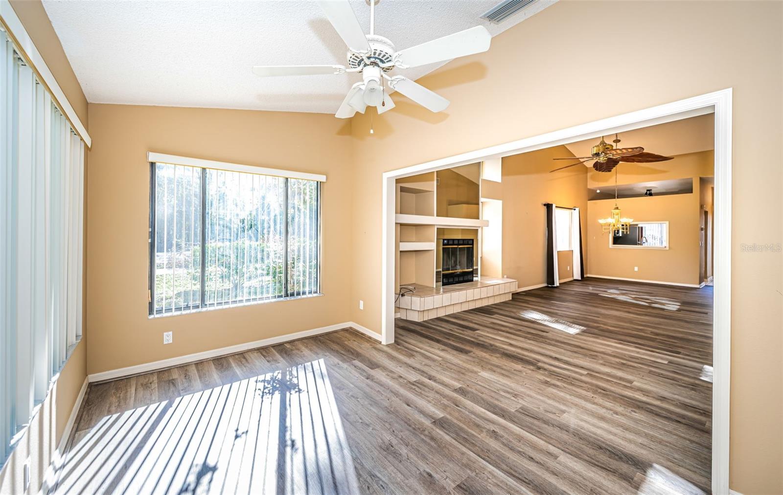4399 BROOKER CREEK DR