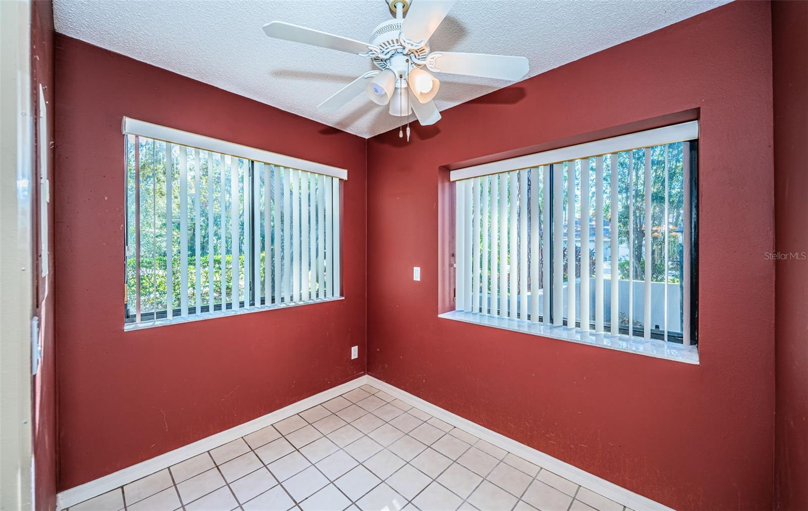 4399 BROOKER CREEK DR