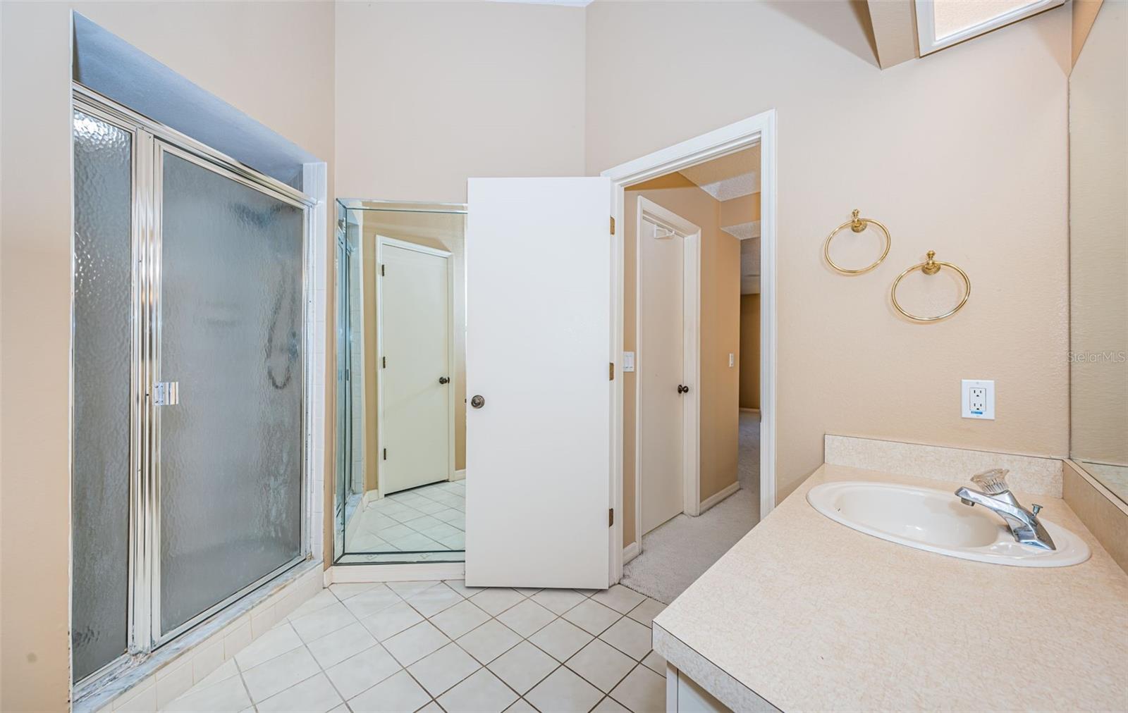 4399 BROOKER CREEK DR