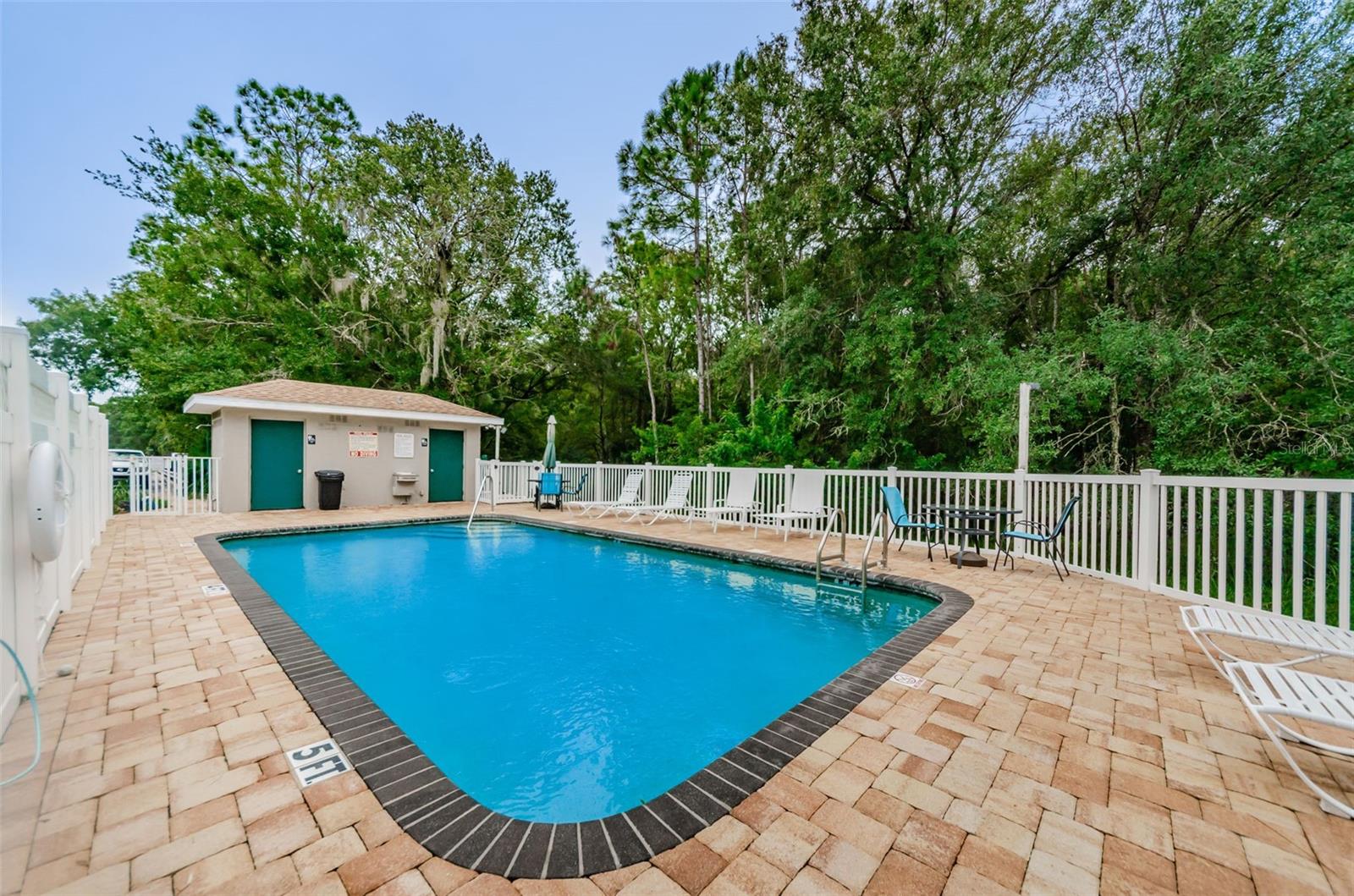 4399 BROOKER CREEK DR