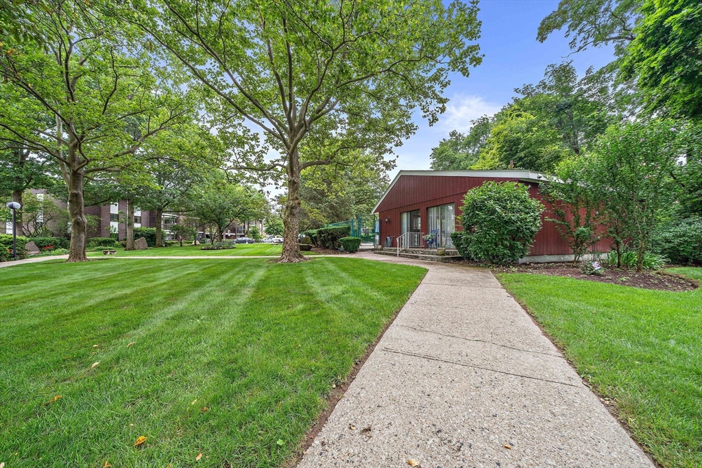 34 South Street # 209