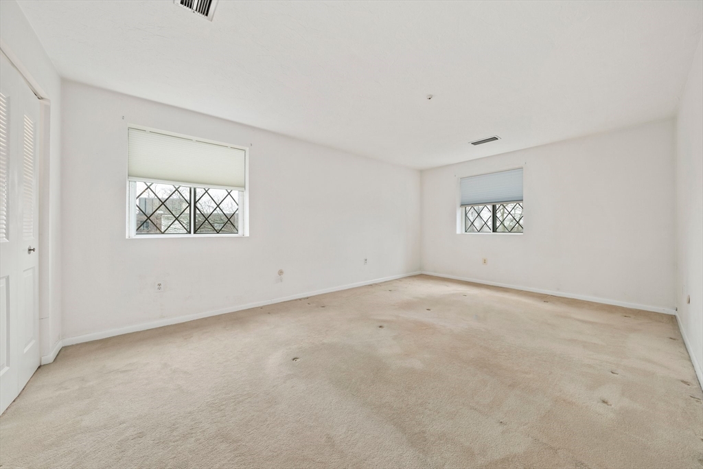 34 South Street # 209