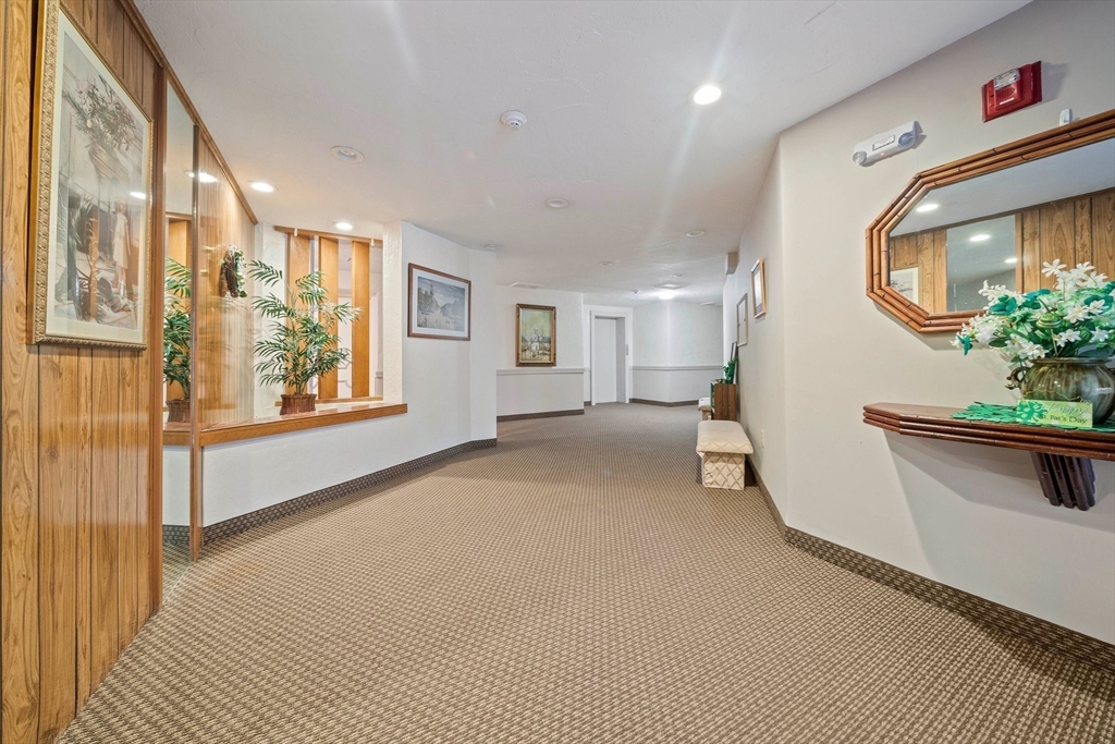 34 South Street # 209