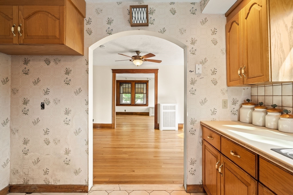 45 Moffat Road, Quincy