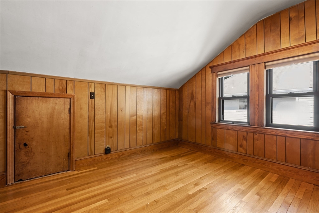 45 Moffat Road, Quincy