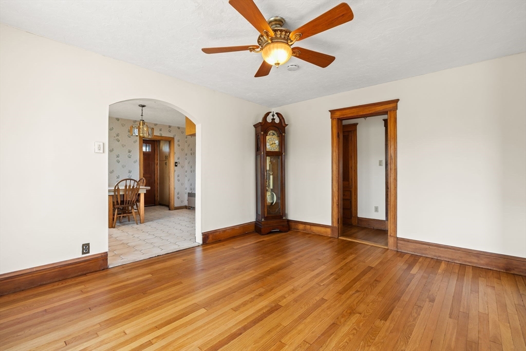 45 Moffat Road, Quincy