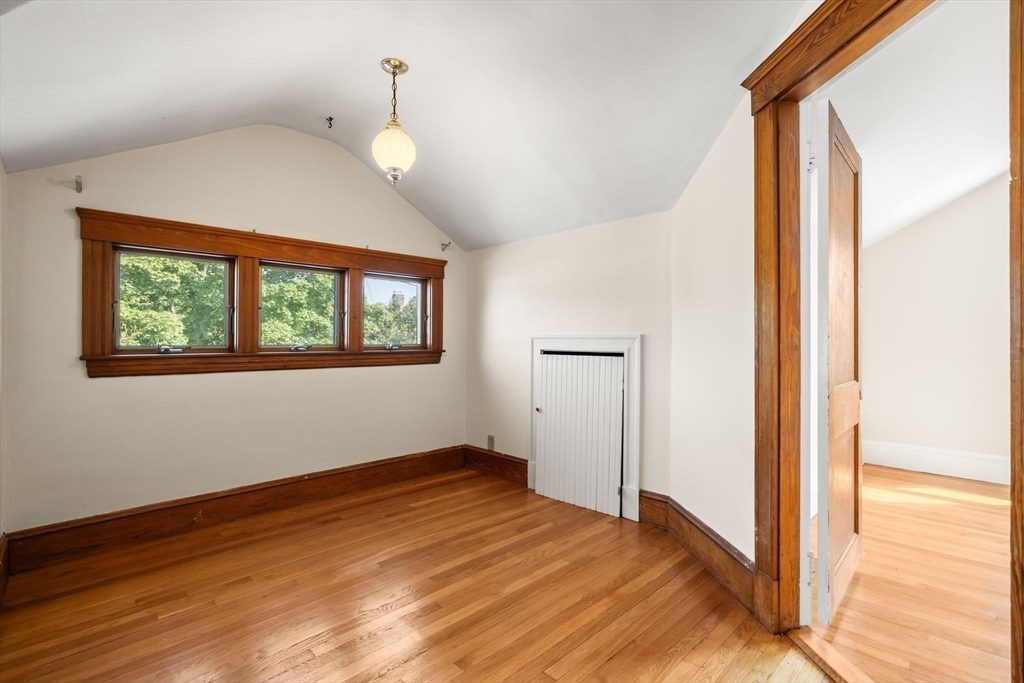 45 Moffat Road, Quincy