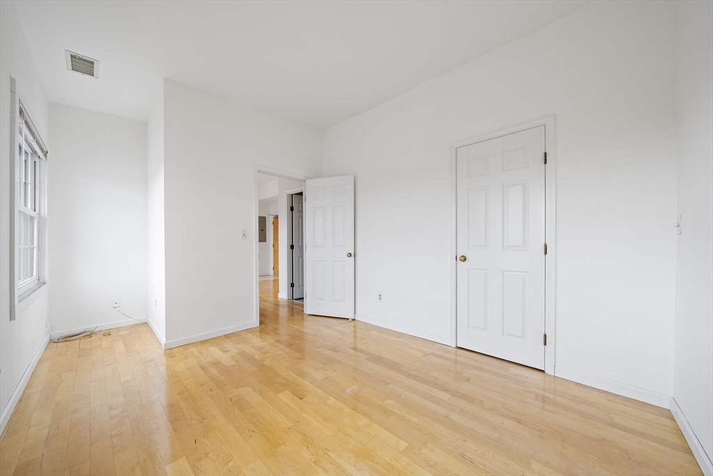 21 Linden St # 417