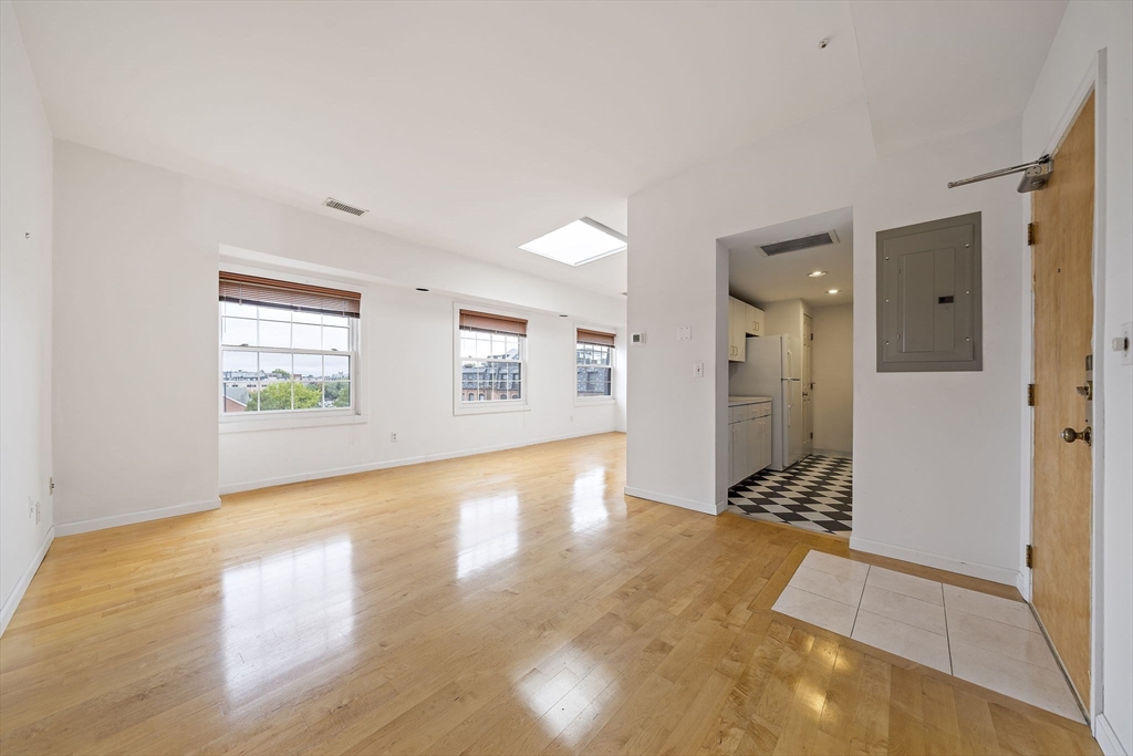 21 Linden St # 417