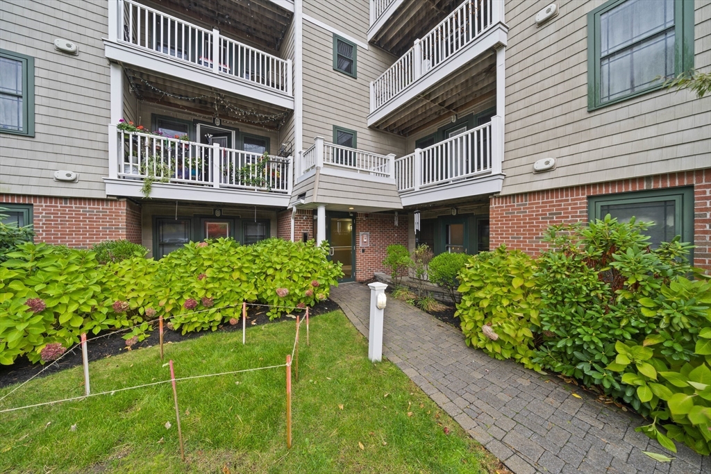 45 Hancock Street # 203, Quincy Unit: 203