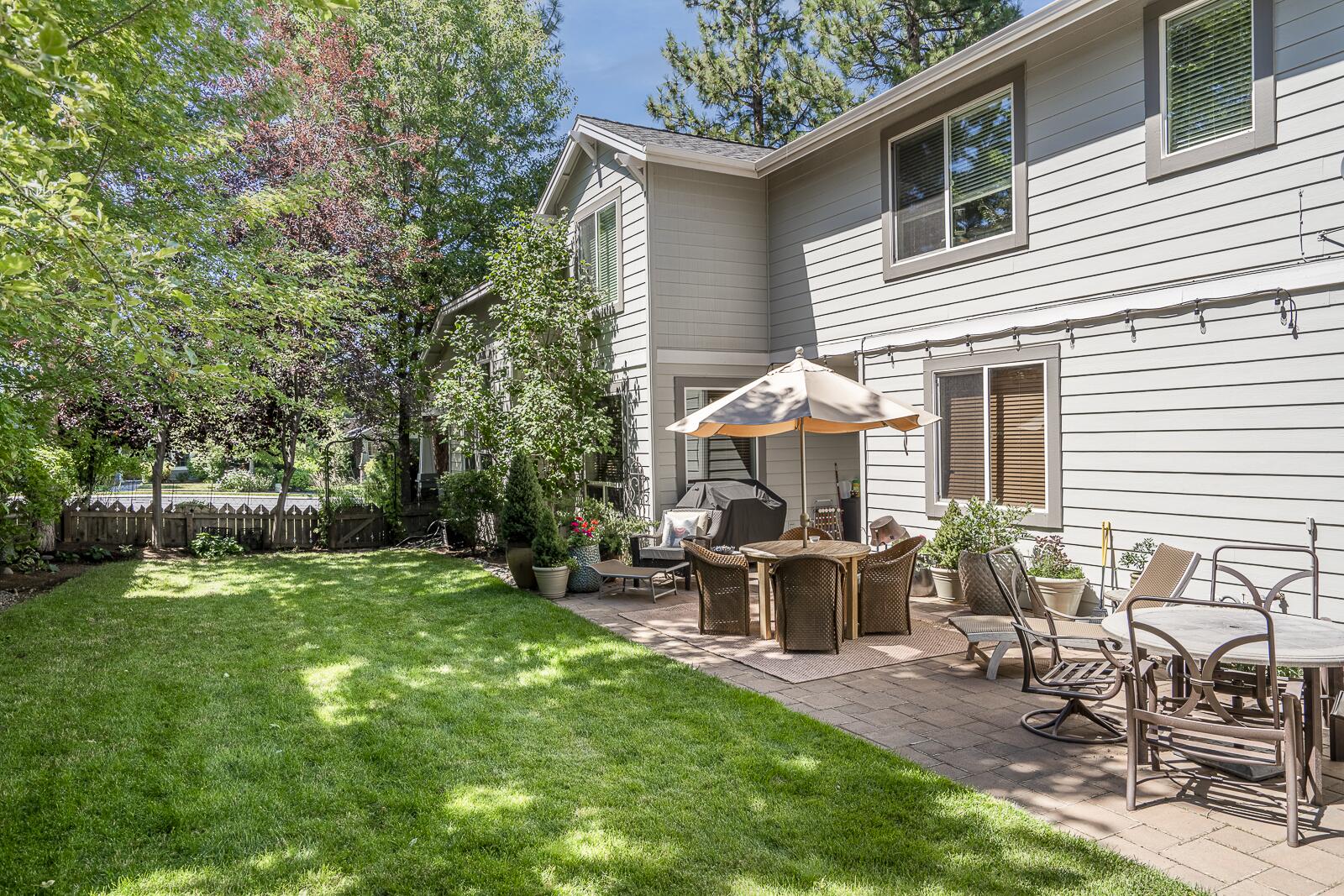 61413 Davis Lake Loop