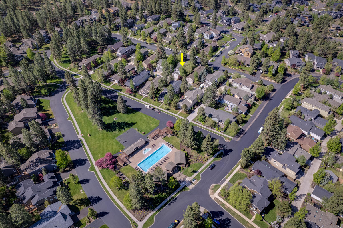 61413 Davis Lake Loop