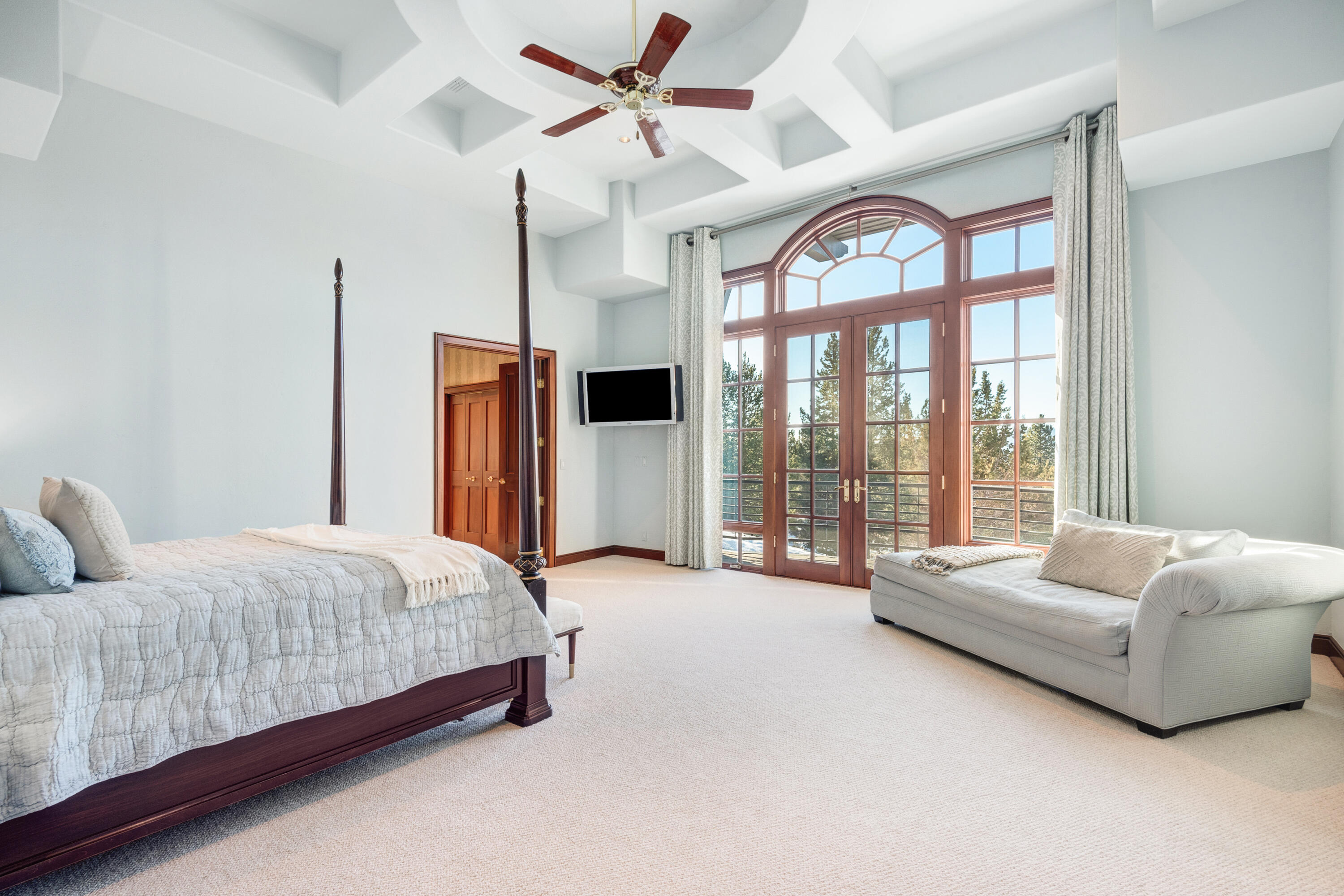 2718 NW Nightfall Circle