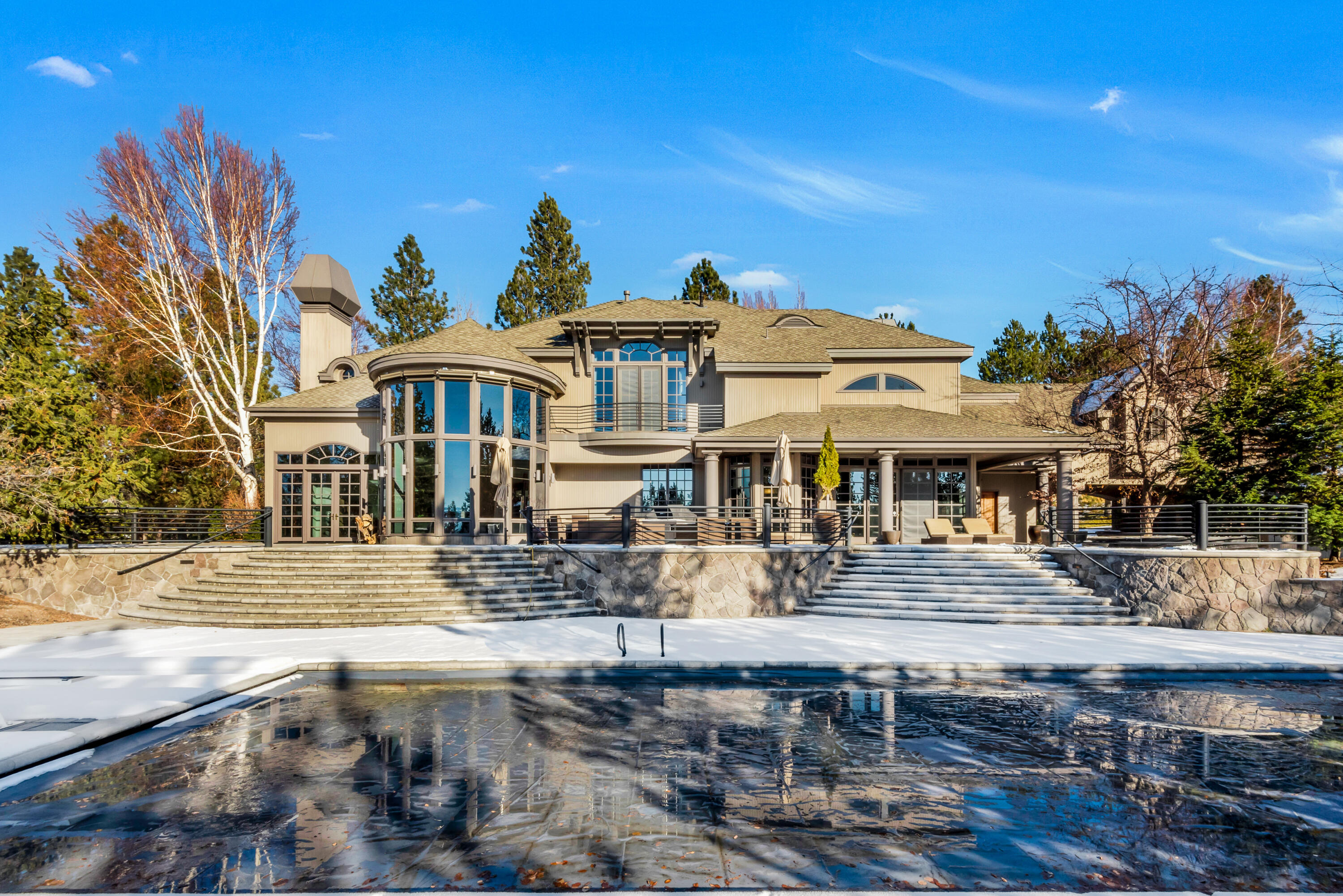 2718 NW Nightfall Circle