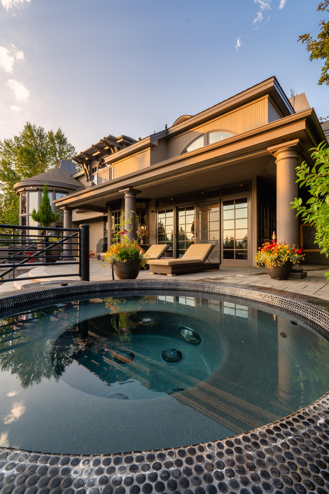 2718 NW Nightfall Circle