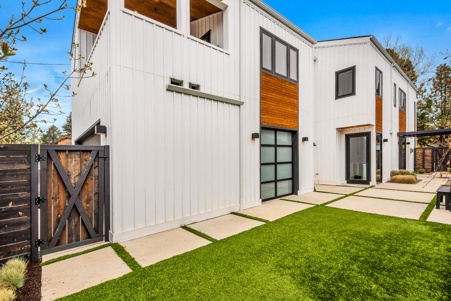 815 NW Columbia Street