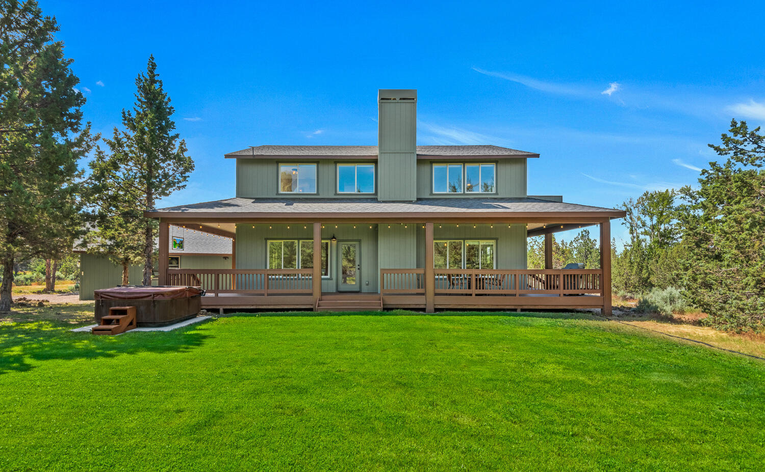 9461 NE Smith Rock Loop