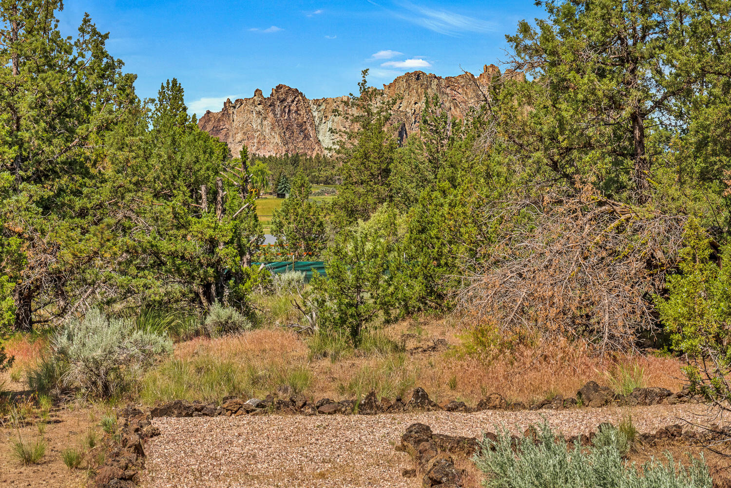 9461 NE Smith Rock Loop