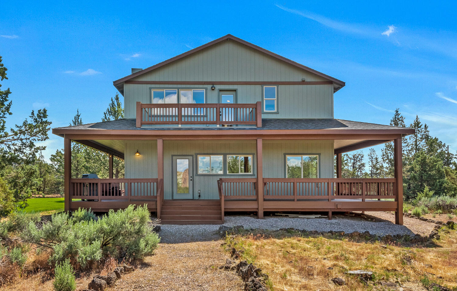 9461 NE Smith Rock Loop