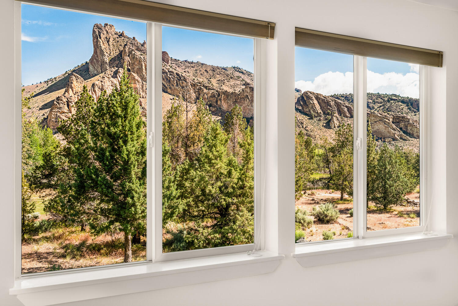 9461 NE Smith Rock Loop