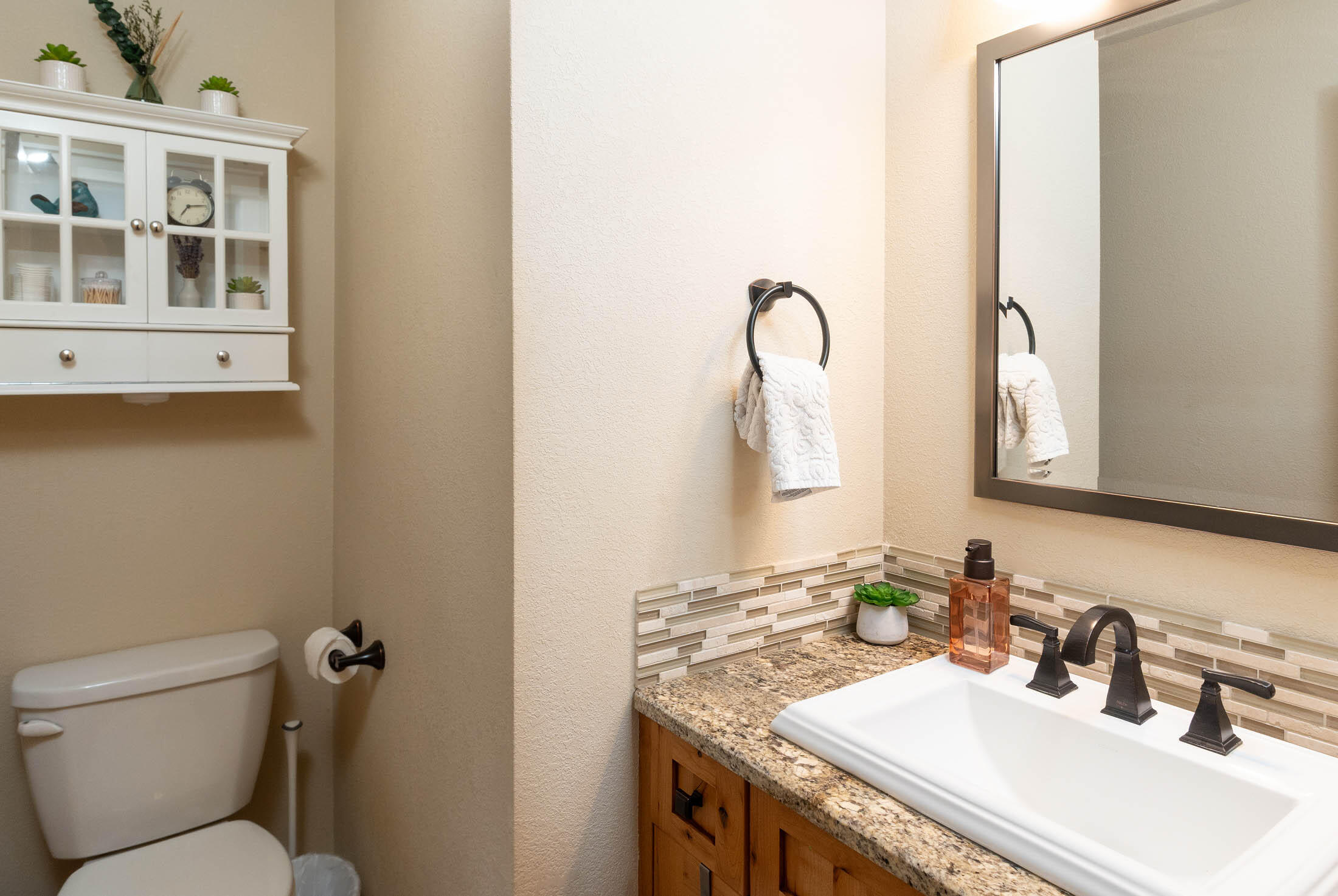 60945 Zircon Drive