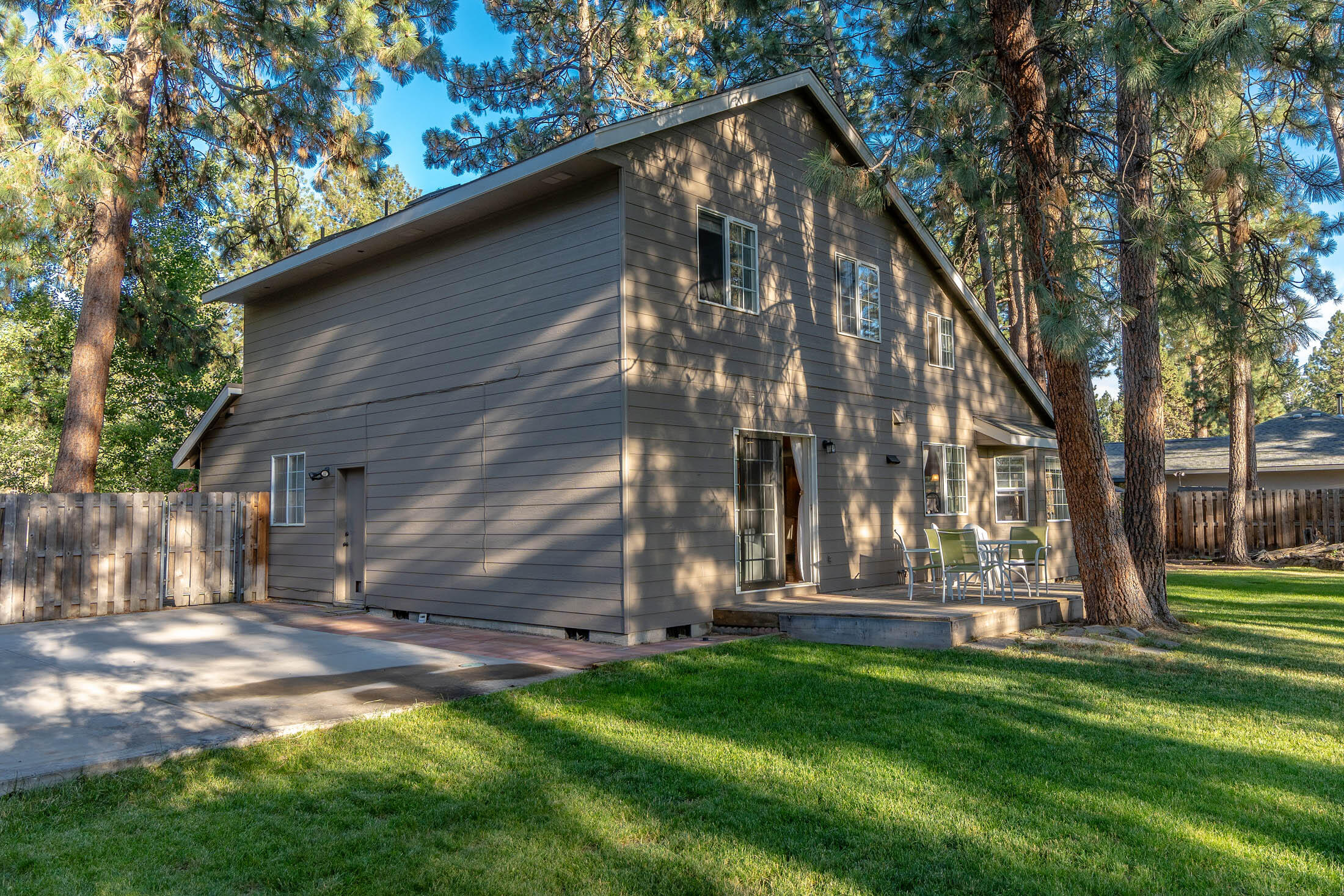 60945 Zircon Drive