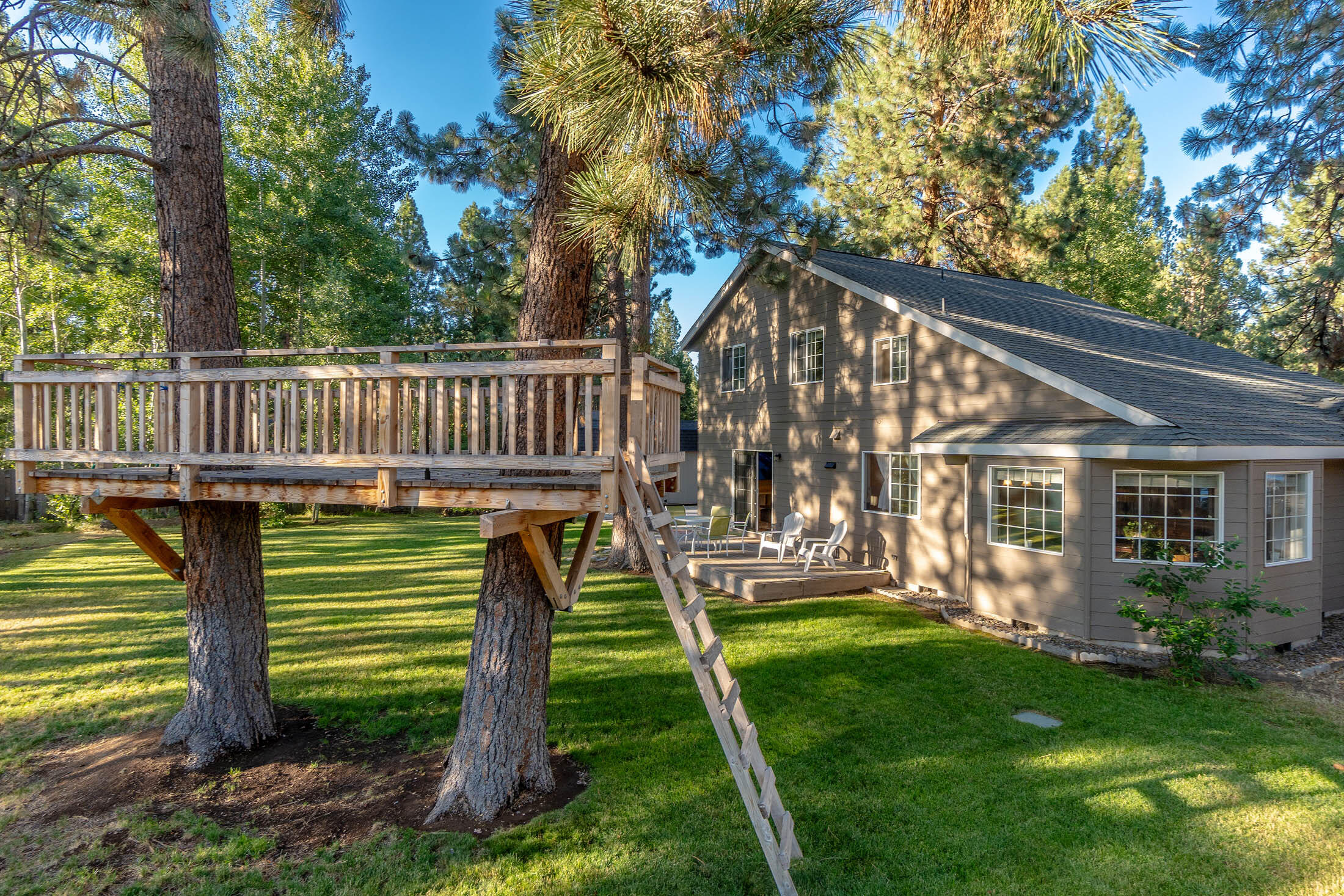 60945 Zircon Drive