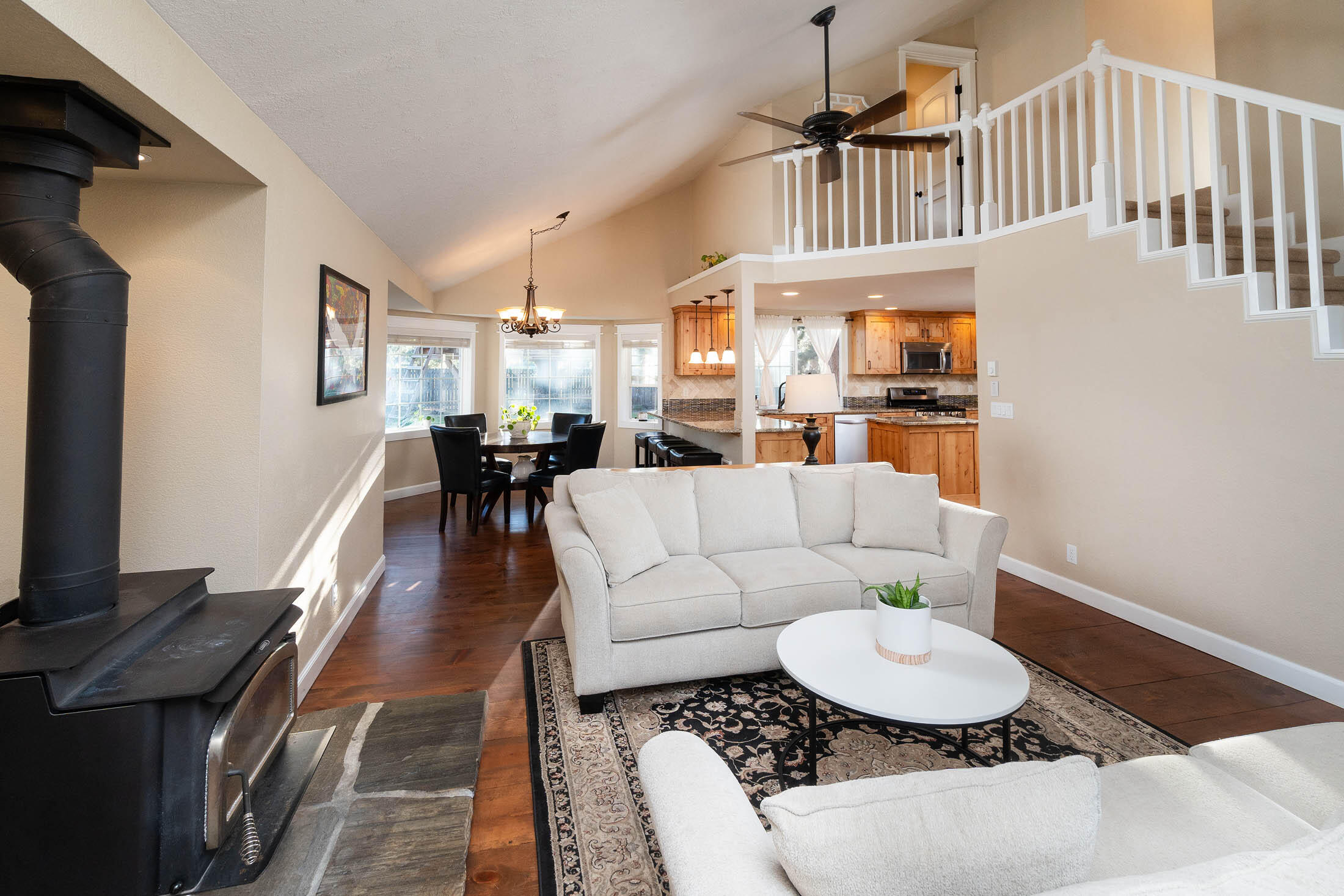 60945 Zircon Drive