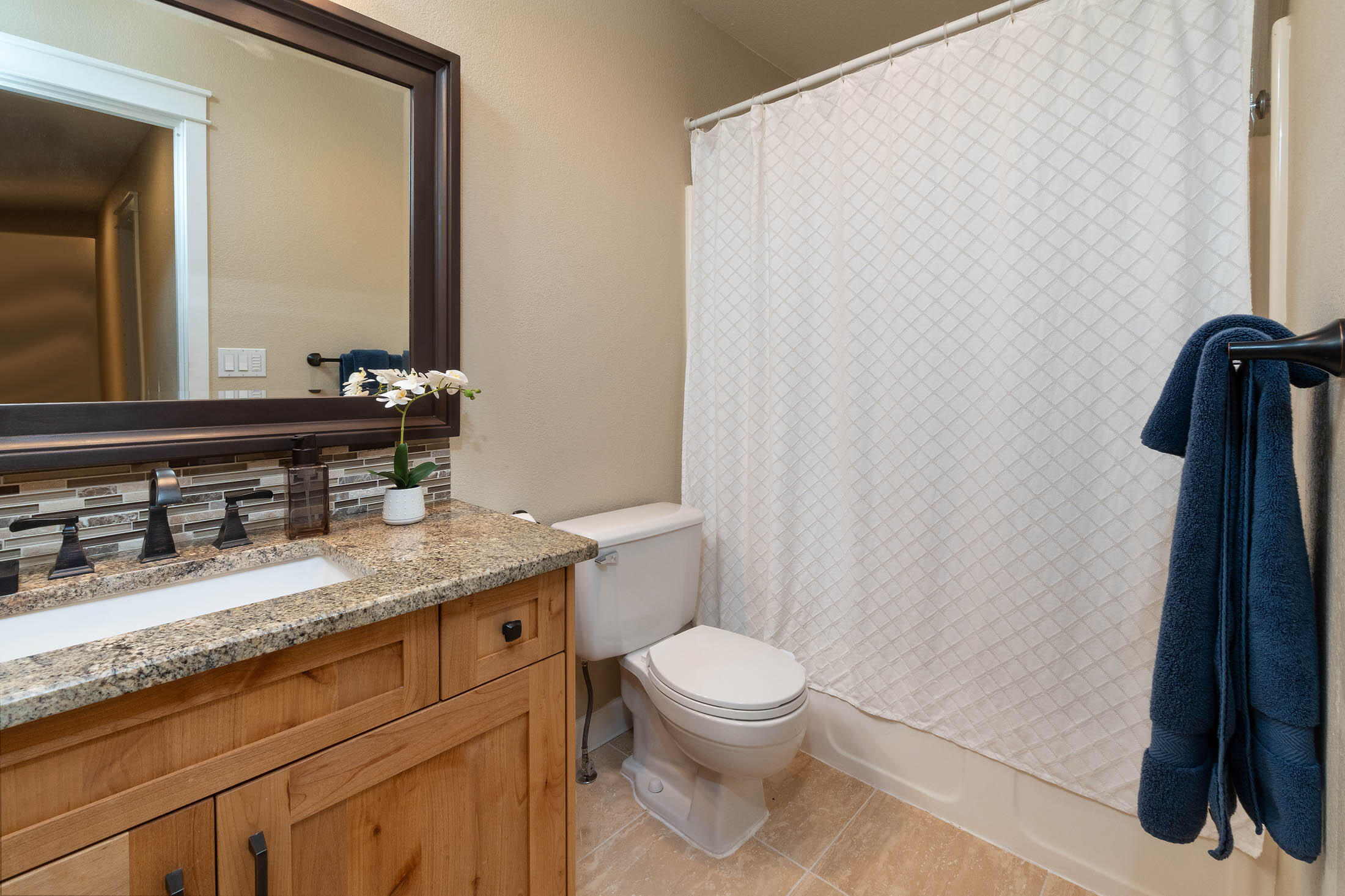 60945 Zircon Drive