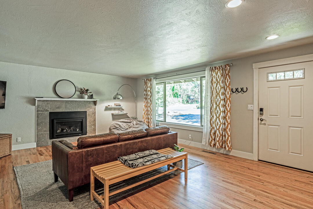 1749 NE 11th Street