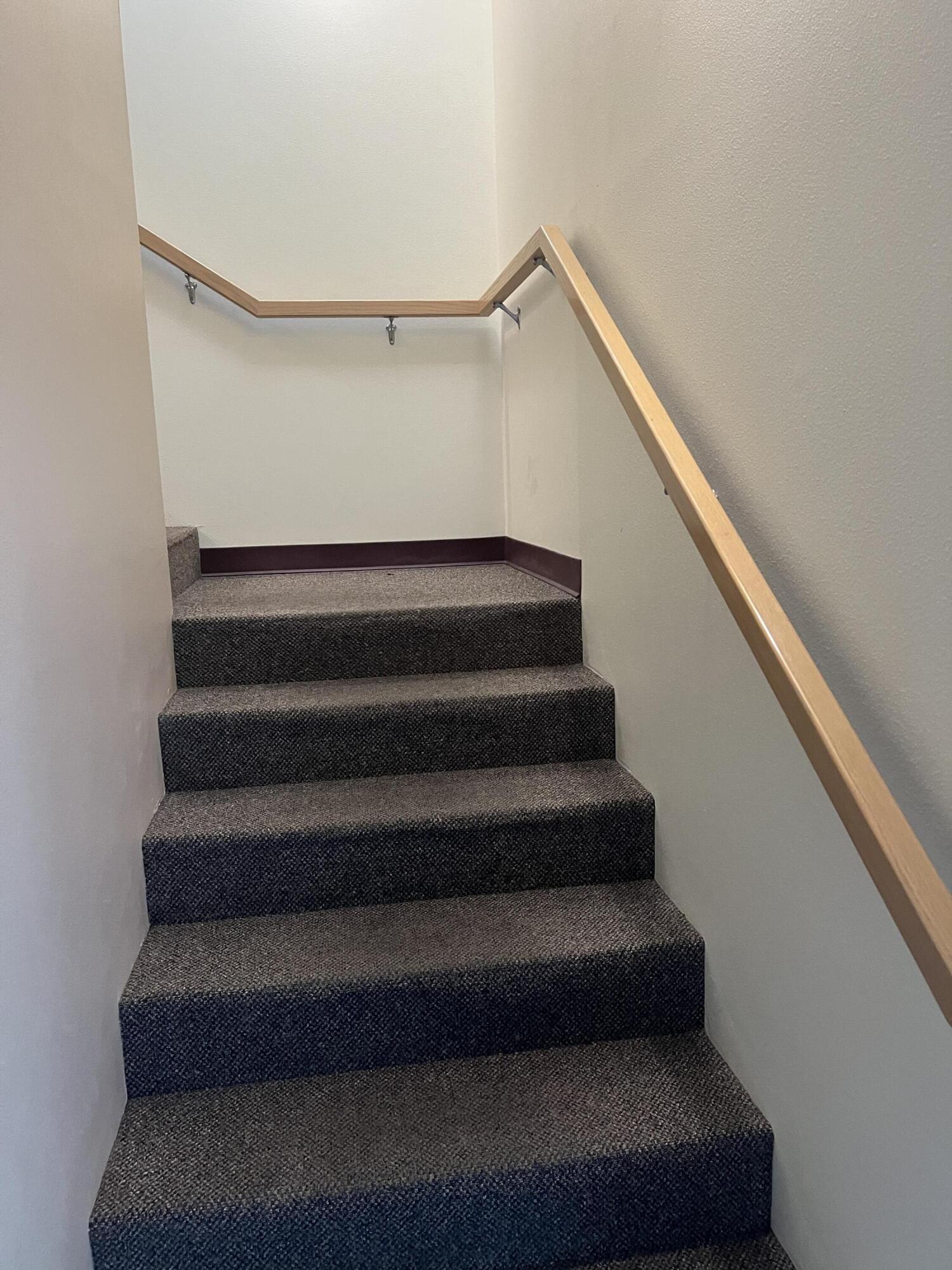25 NW Hawthorne Avenue