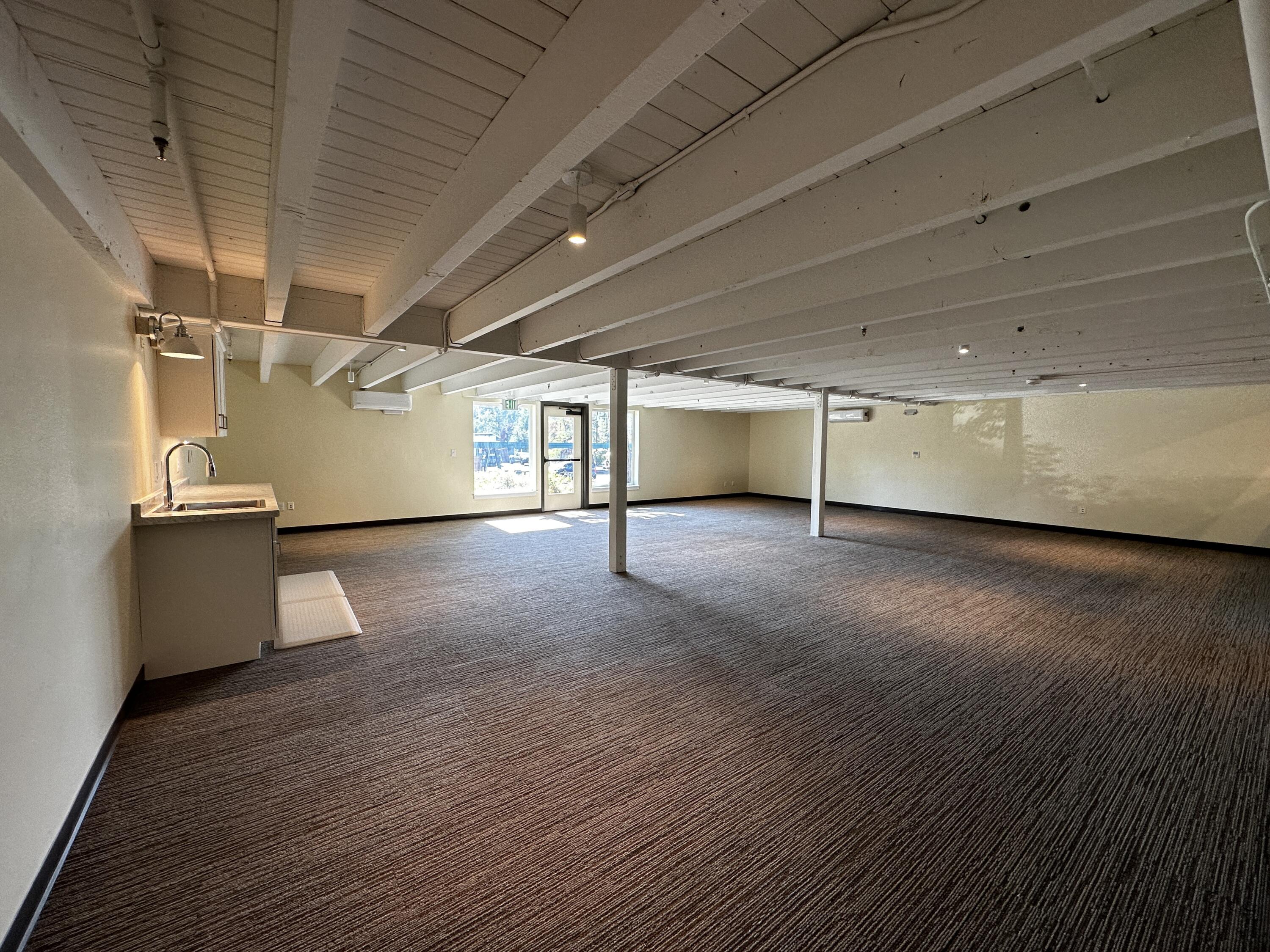 1013 NE 10th Street, 110