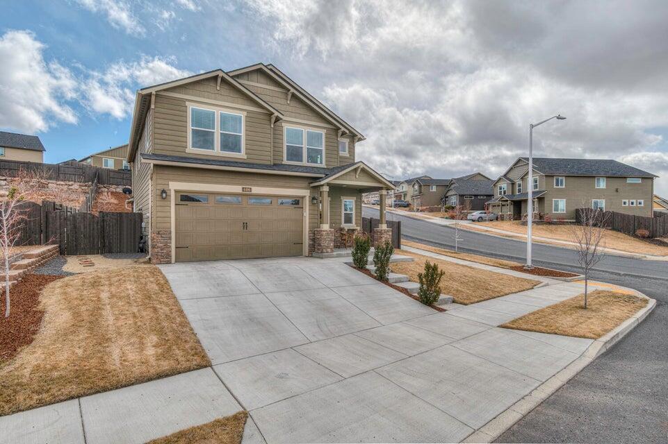 4486 SW Salmon Avenue