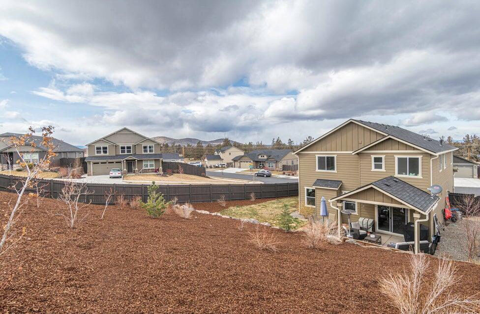 4486 SW Salmon Avenue