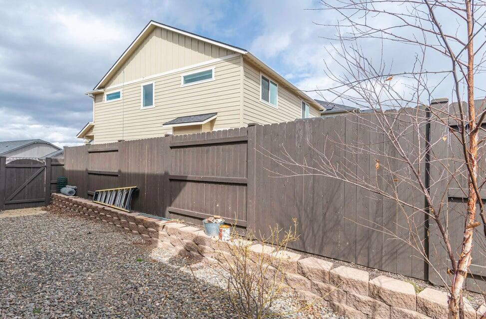4486 SW Salmon Avenue