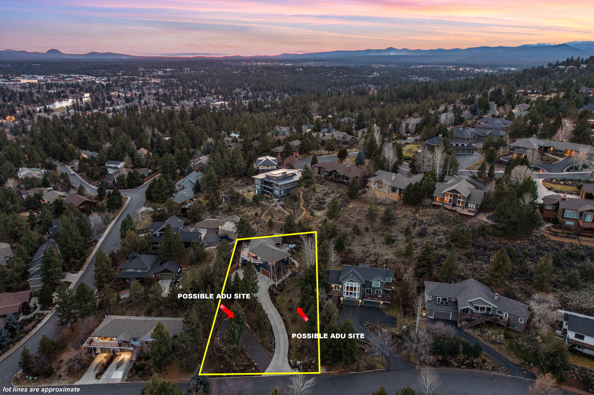553 NW Greyhawk Avenue
