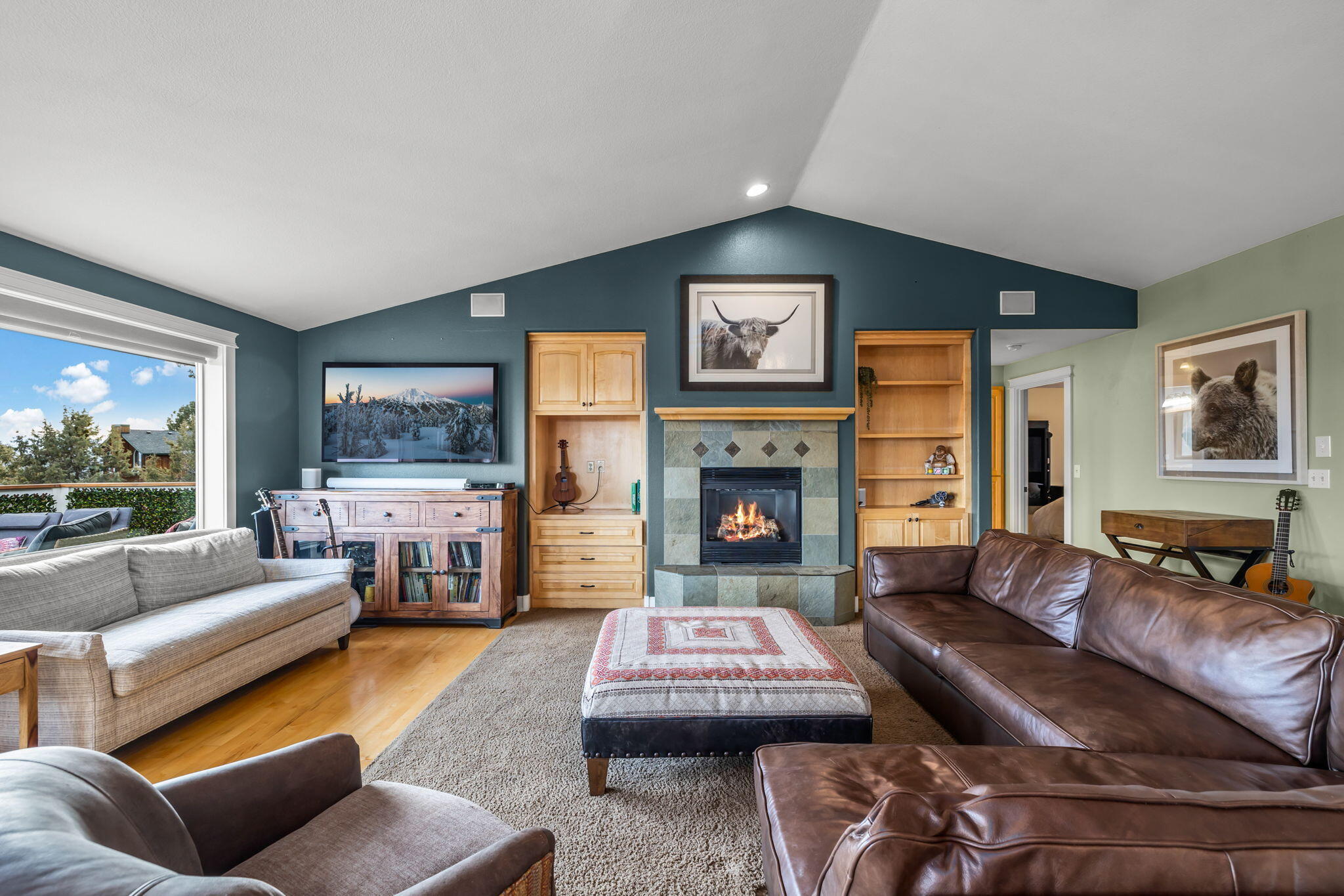 553 NW Greyhawk Avenue