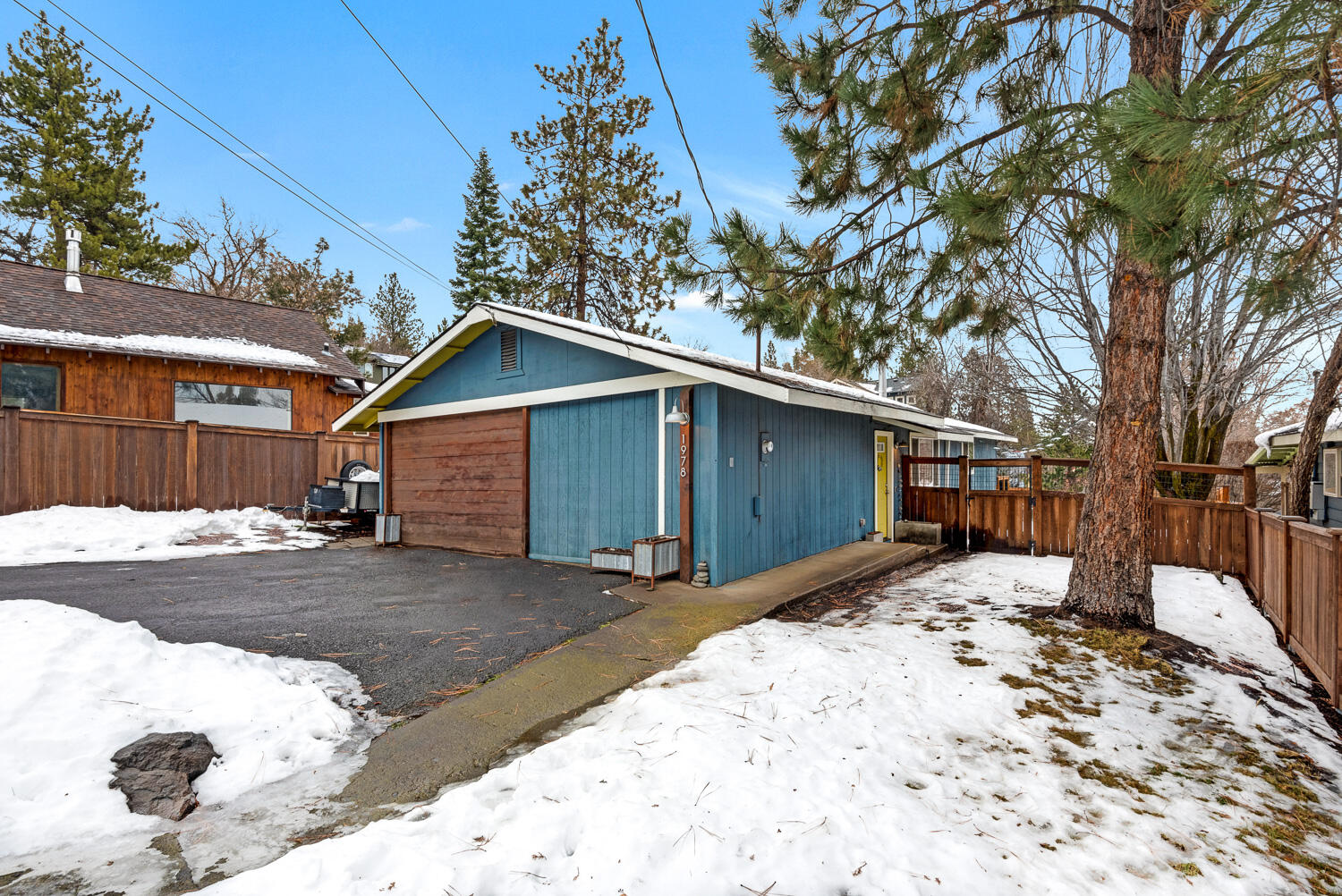 1978 NW Awbrey Road