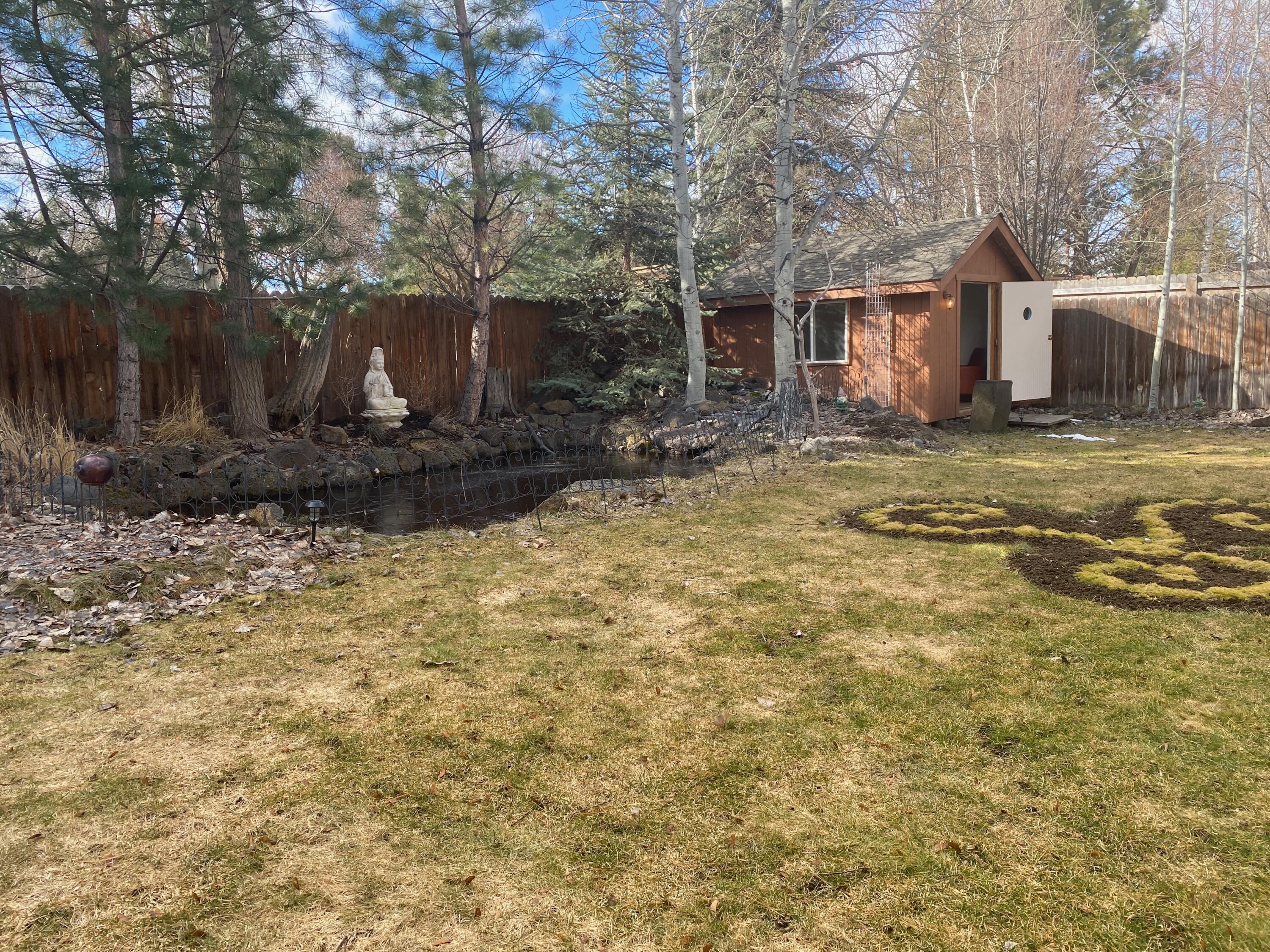 110 SE Airpark Drive