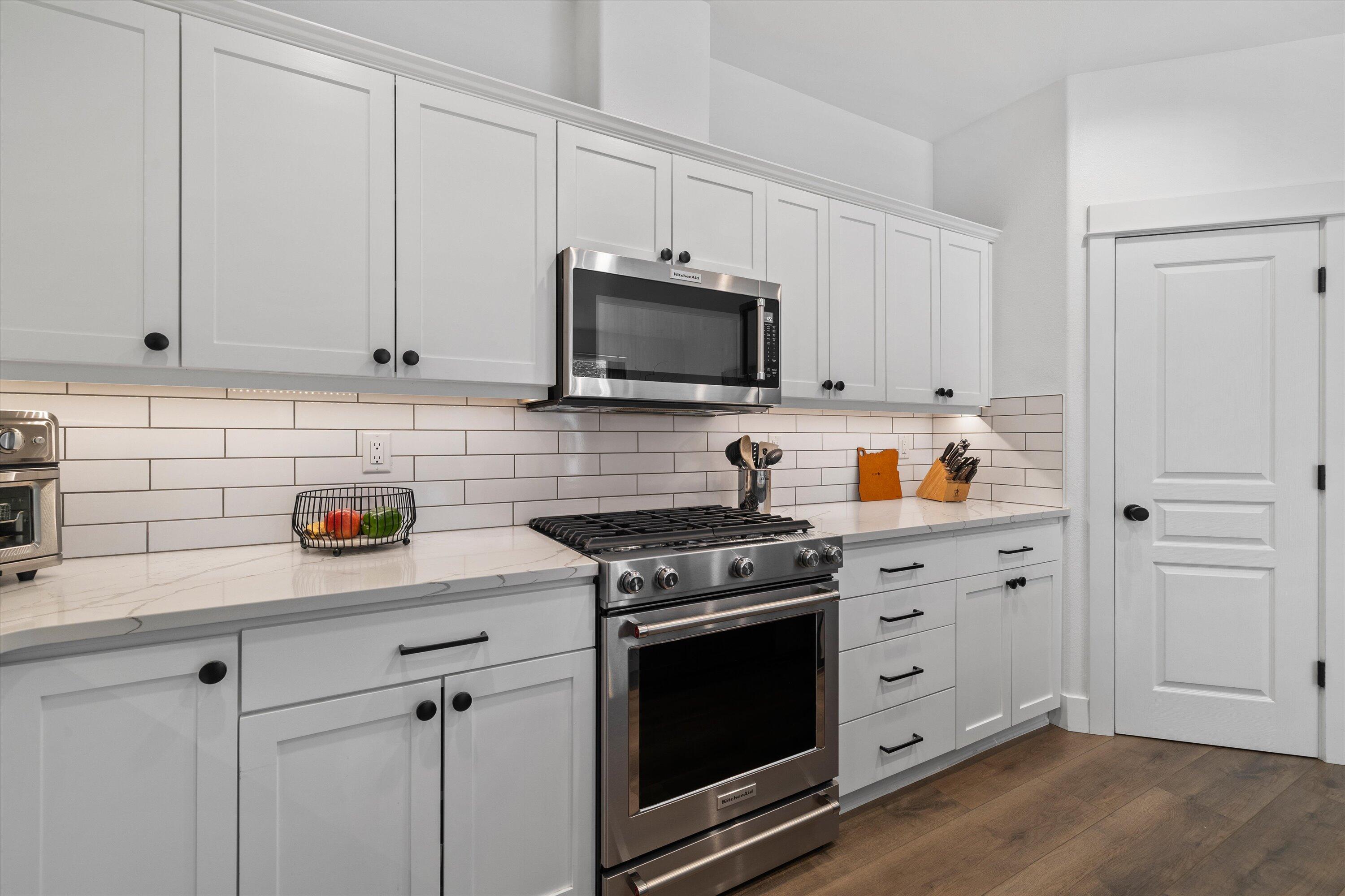 1660 NW William Clark Street