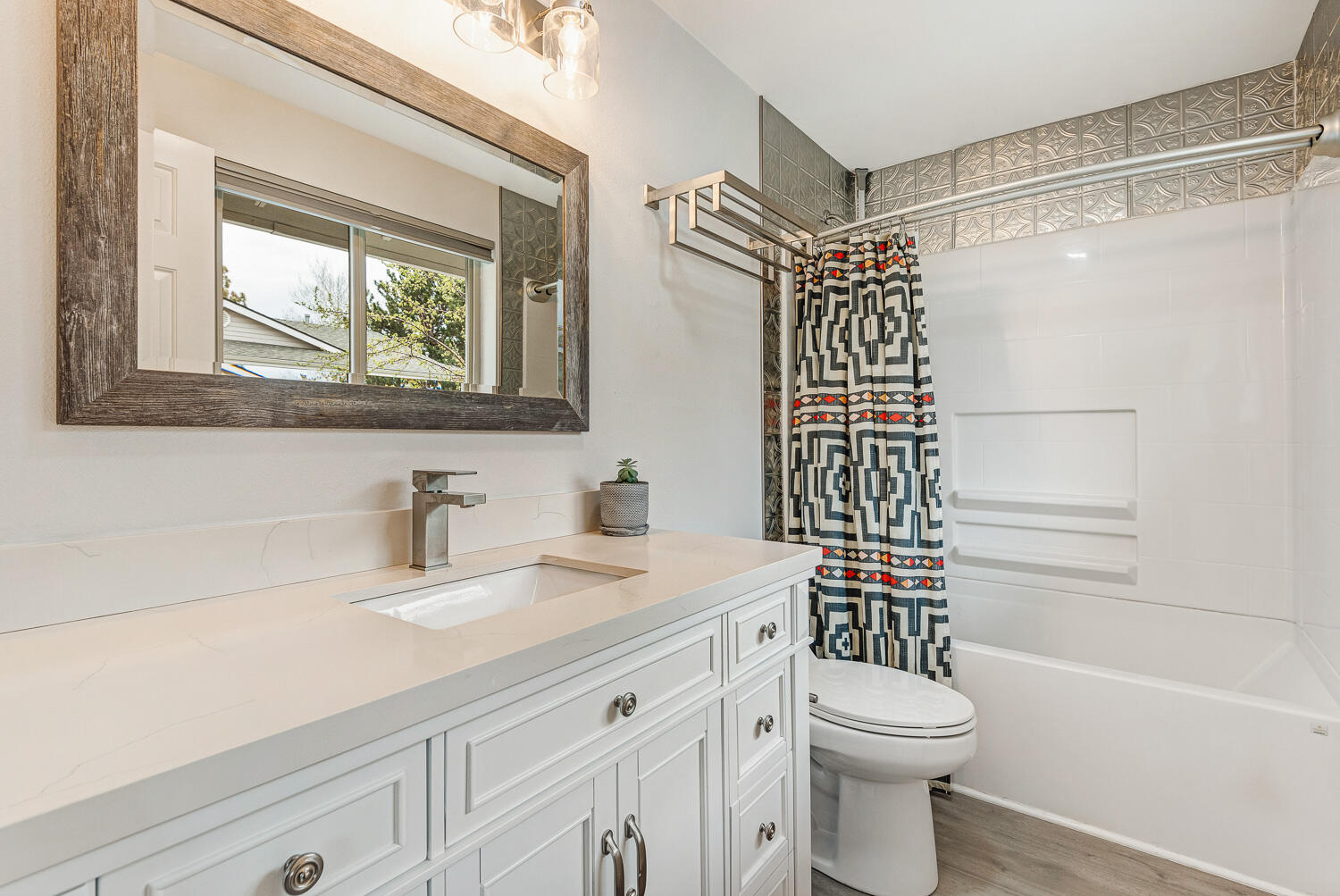1801 NE Purcell Boulevard, APT 18