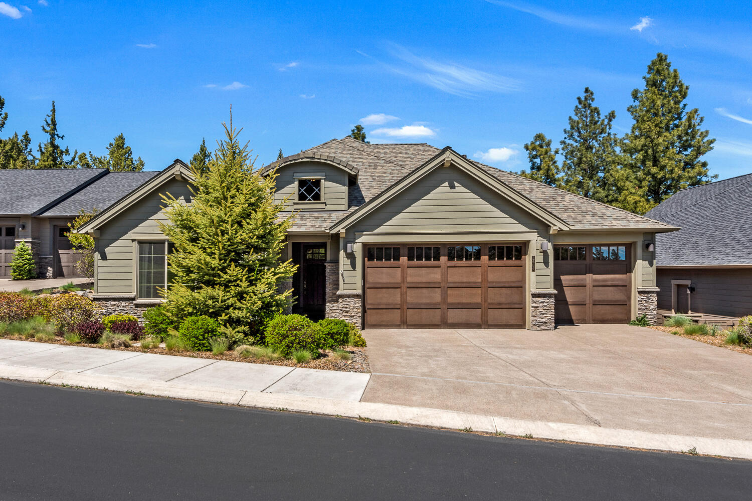 2604 NW Pine Terrace Drive
