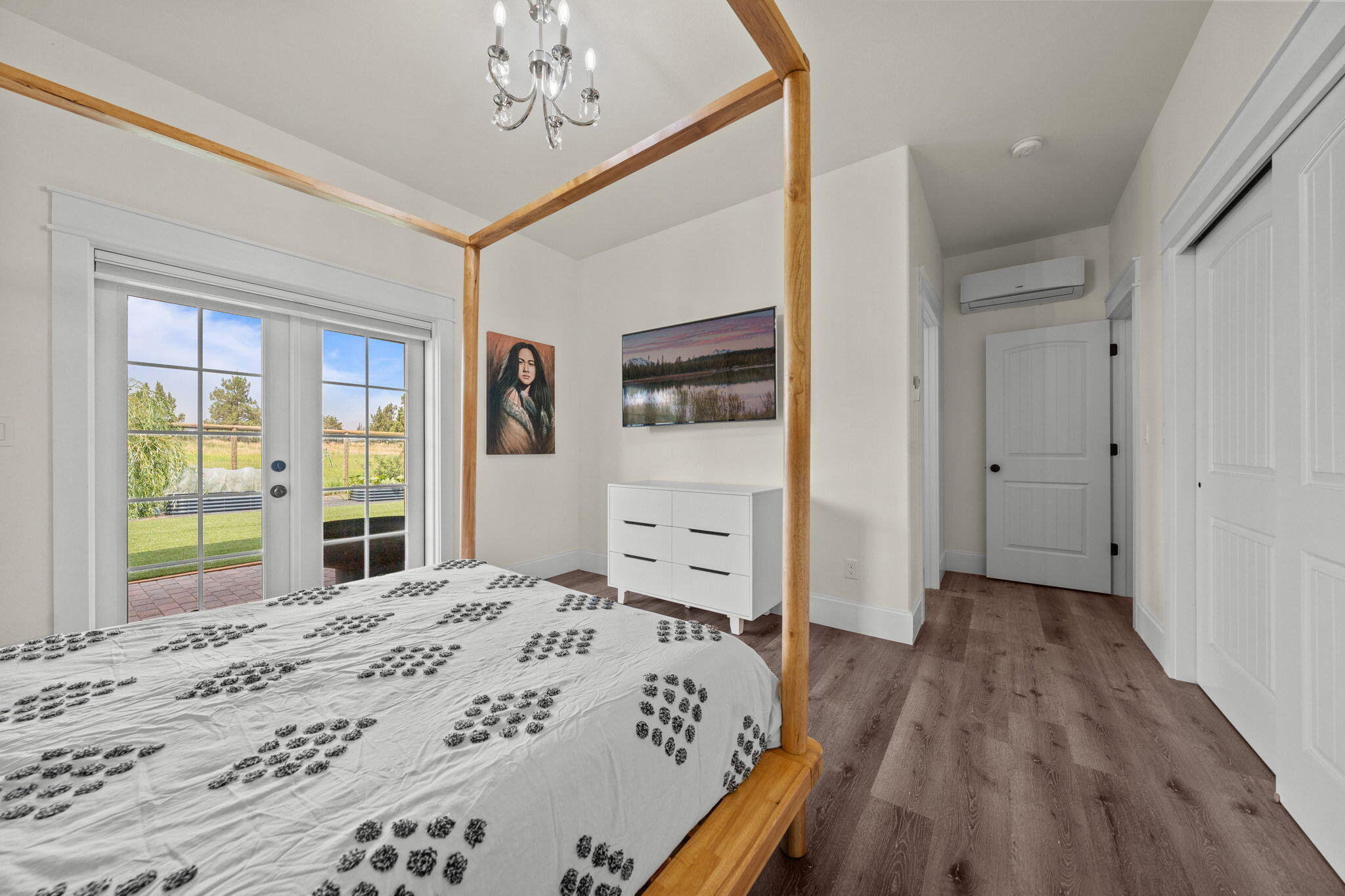 2185 SW 55th Street